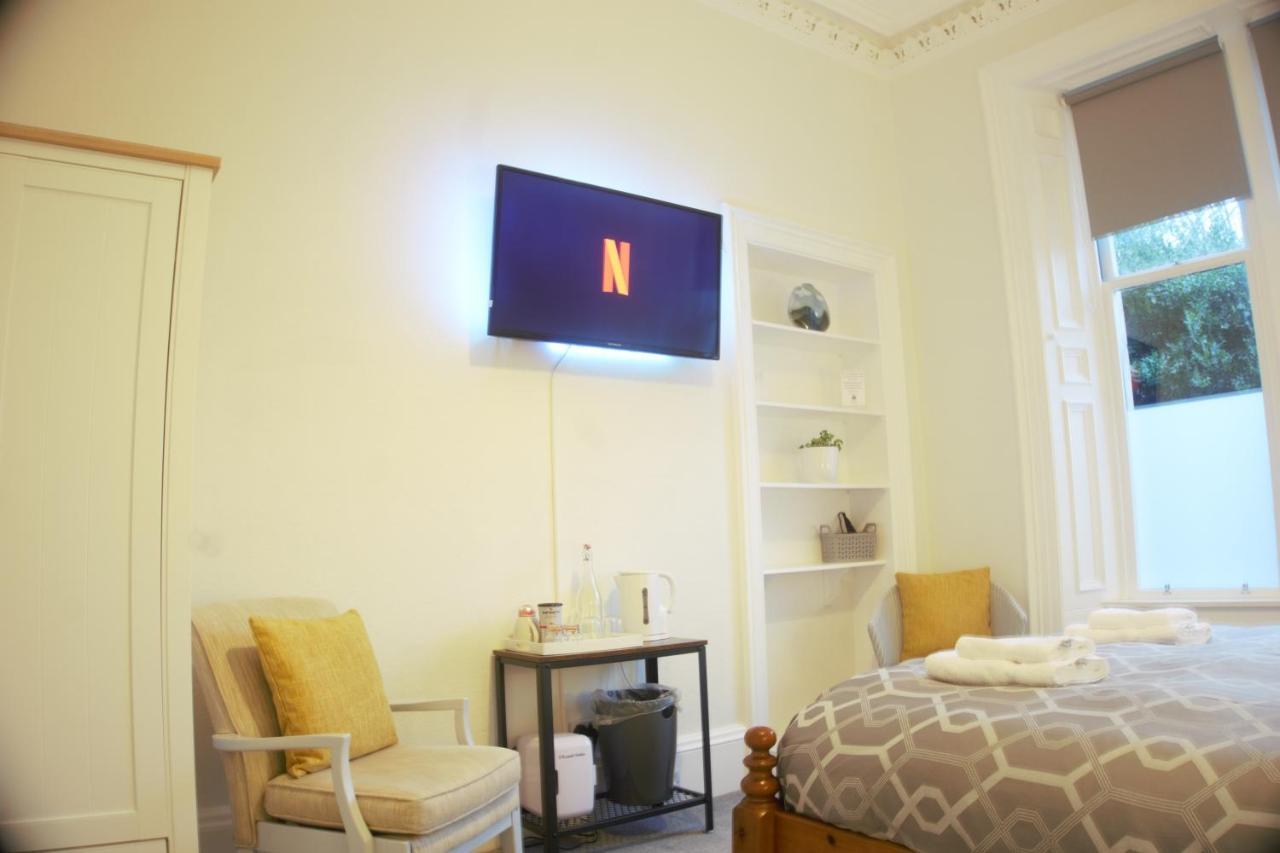 Barns Serviced Accommodation Эр Экстерьер фото